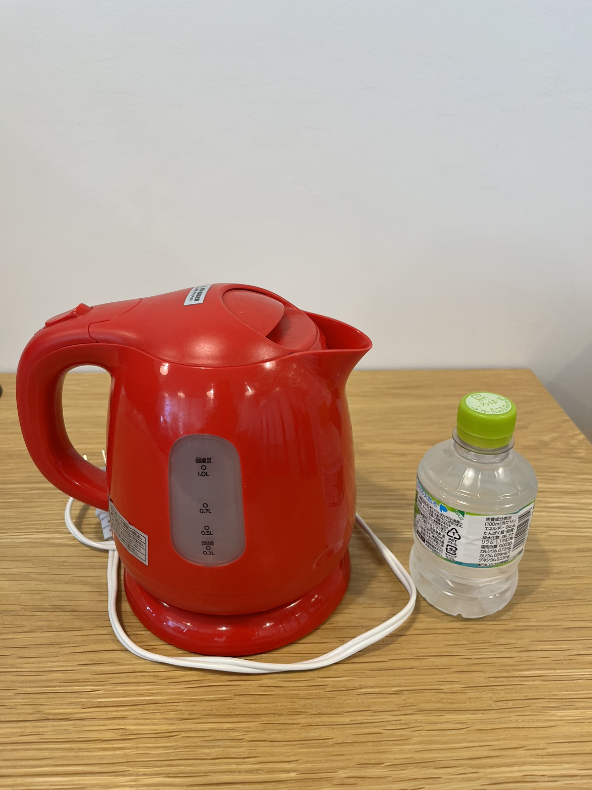 電気ケトル　赤の写真2枚目