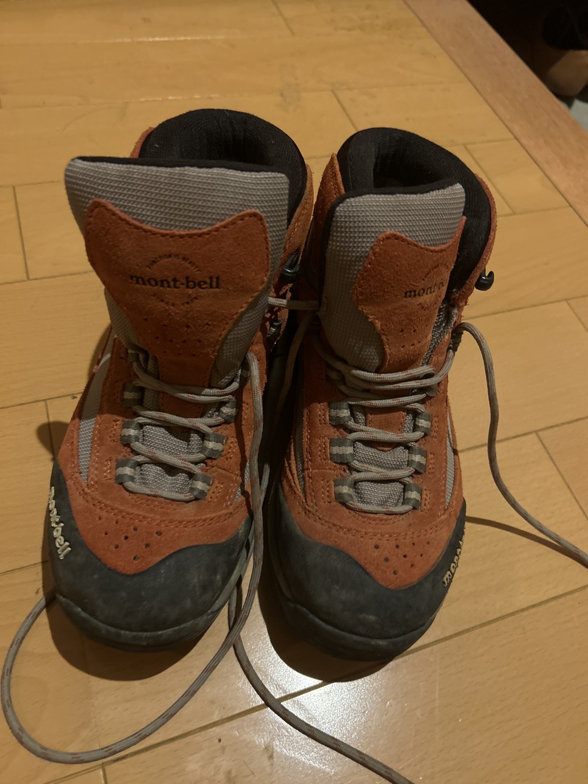 登山靴