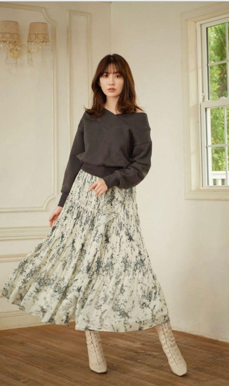 Herlipto Pleated Chiffon Long Skirt - キャロット（Karrot）