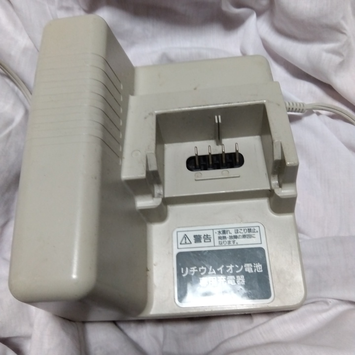 電動アシスト自転車用充電器ＮＫＪ033B