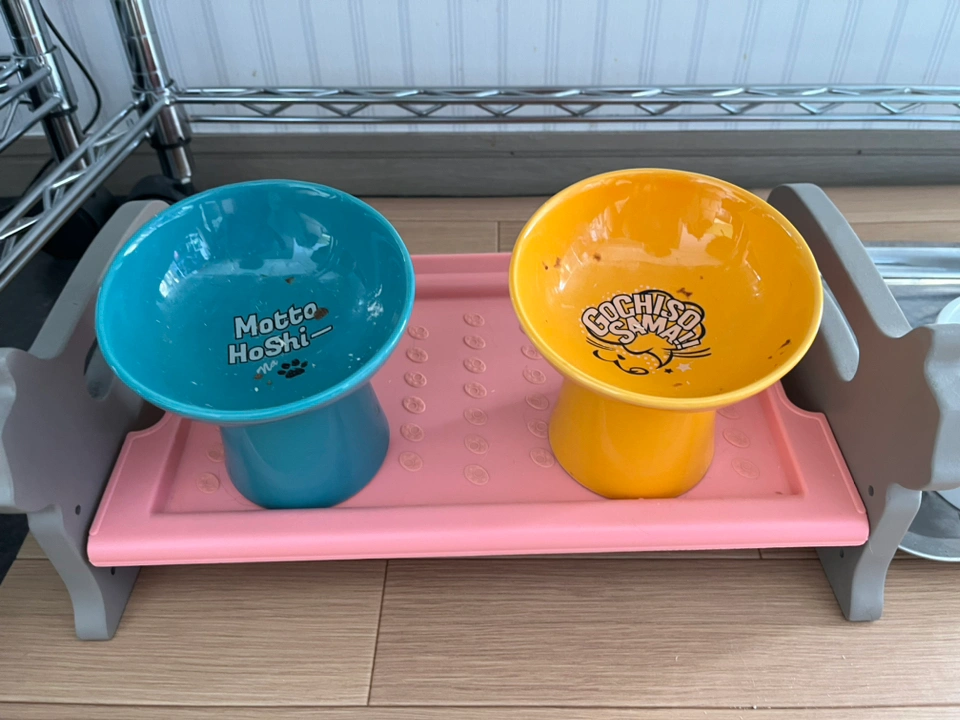 ひらり様専用【猫用 食器台】キャティーマン洗える 外せる キャットダイニング【ほぼ新品】