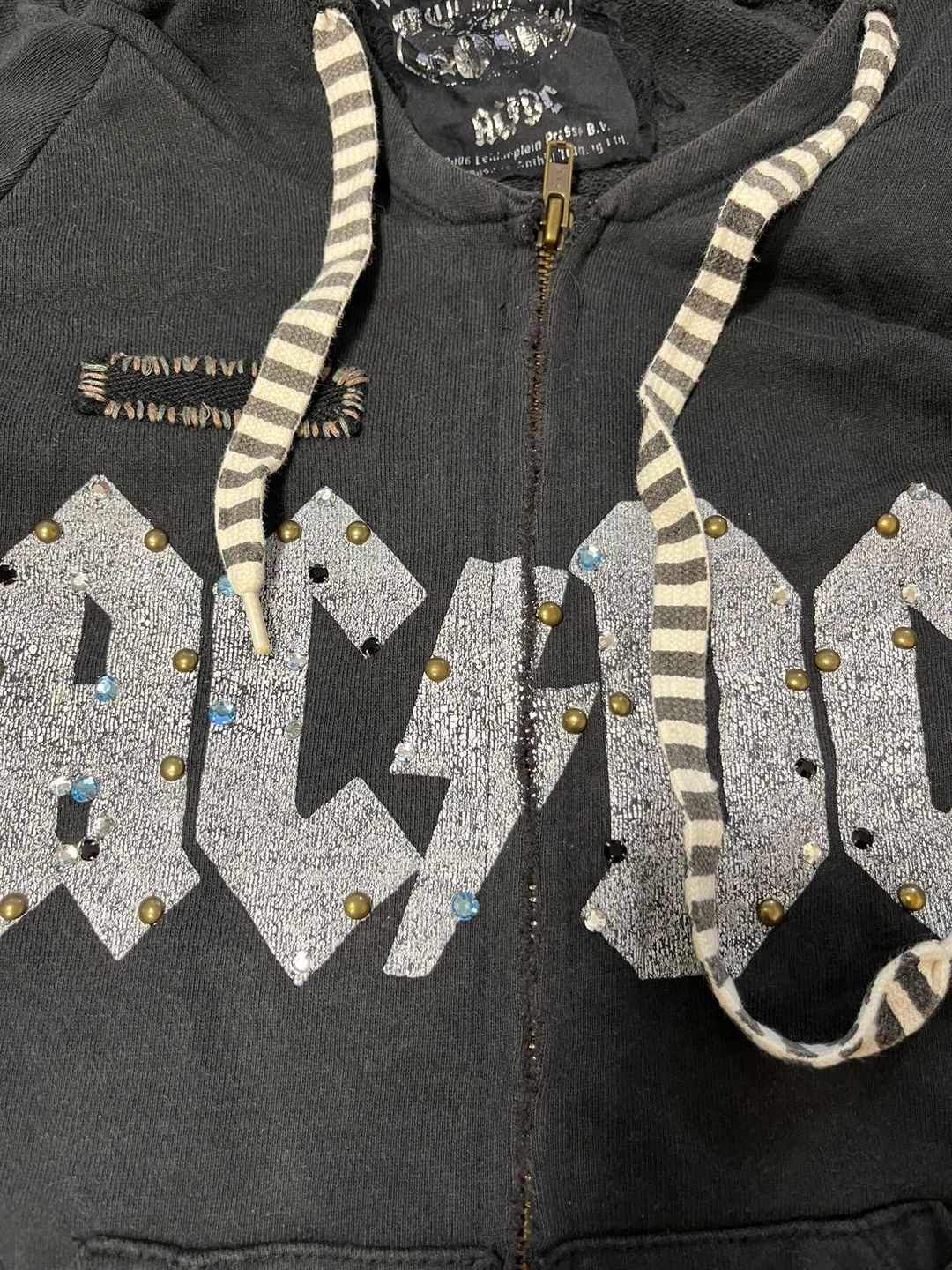 AC/DC エーシーディーシー BACK IN BLACK スウェットプルオーバーパーカー ACDC ROCKWAREの写真3枚目