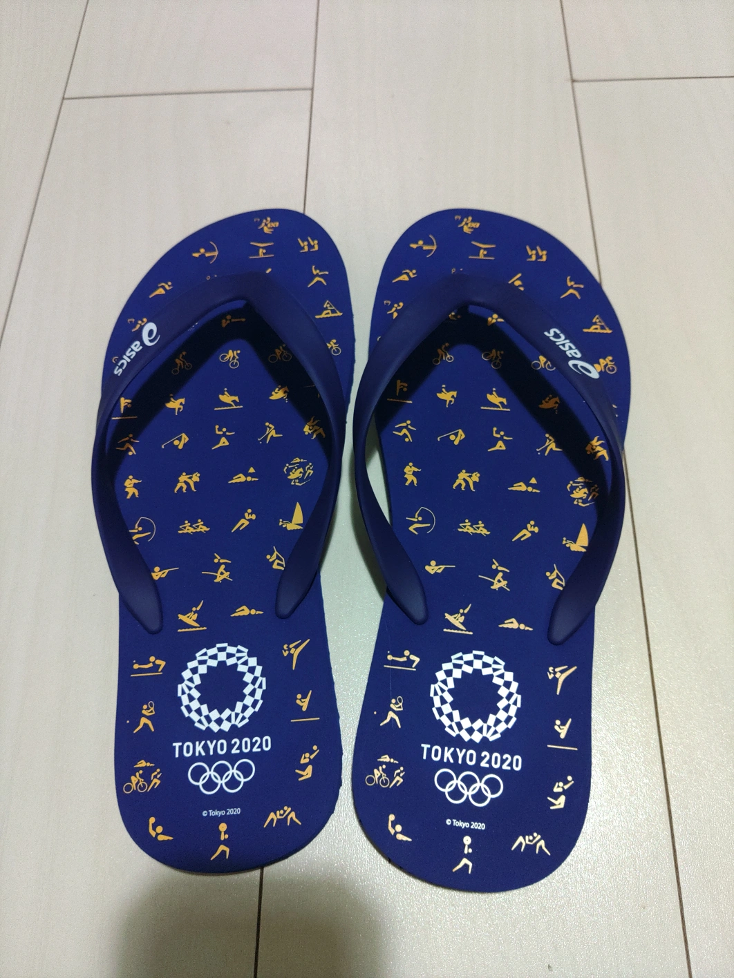 TOKYO 2020 公式グッズ ASICS ビーチサンダル