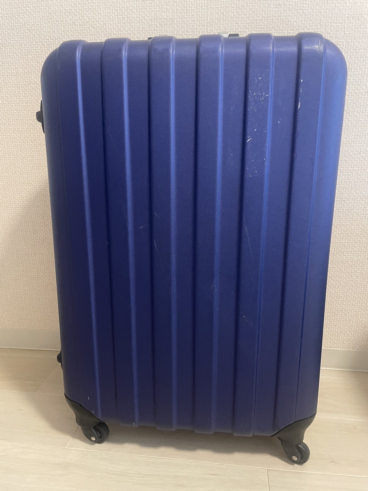【訳あり】スーツケース