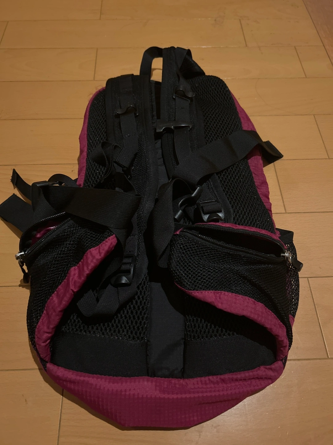 モンベル登山鞄の写真2枚目