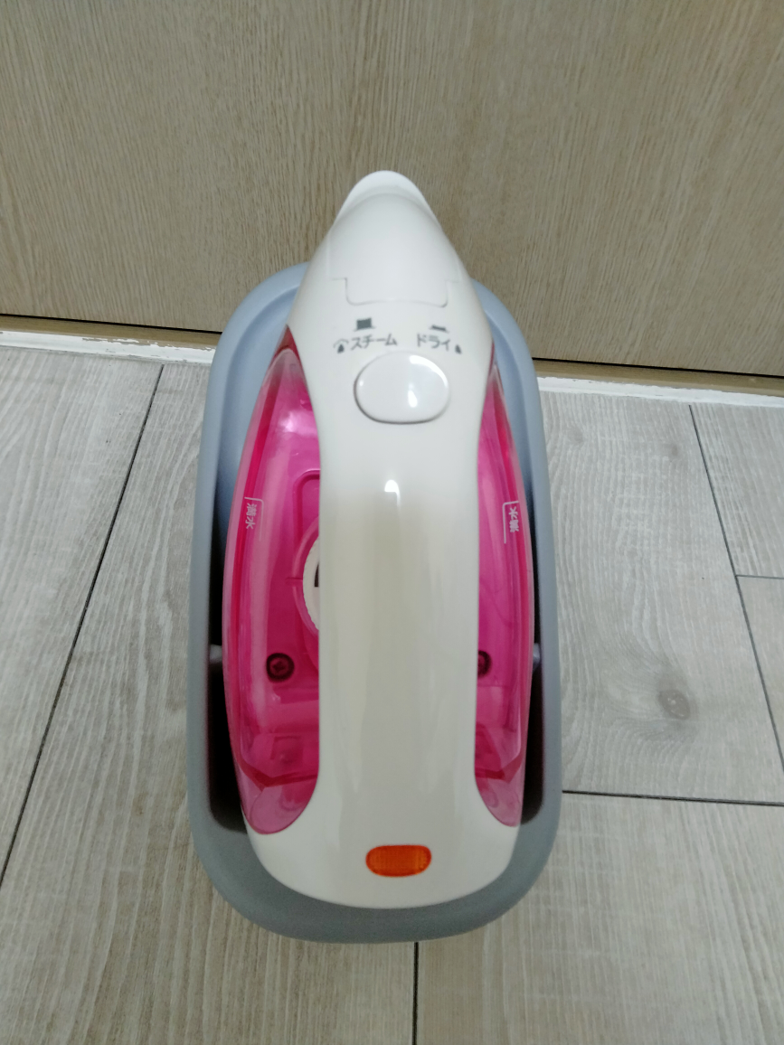 【 HITACHI 】コードレススチームアイロンの写真2枚目