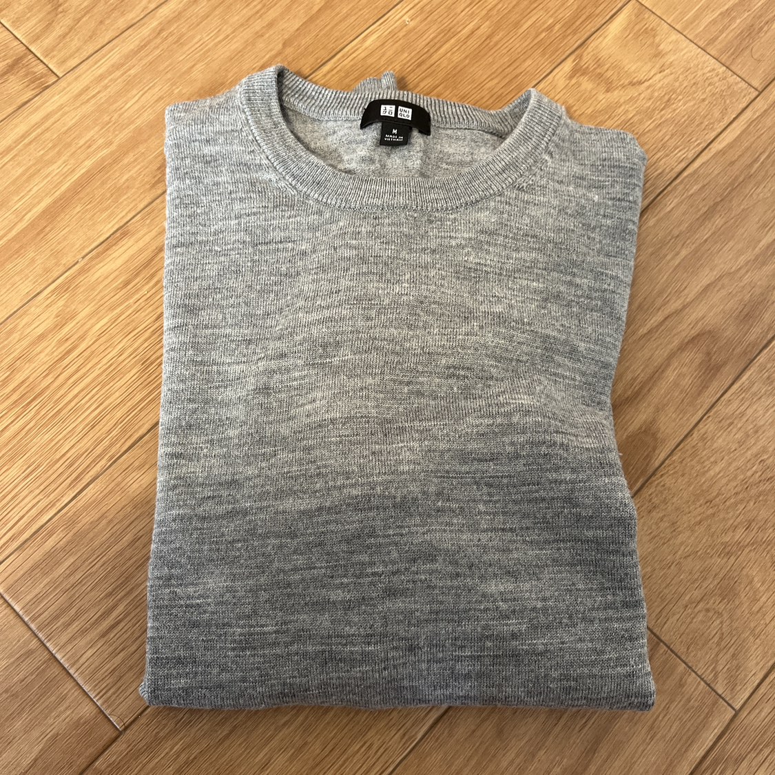 【UNIQLO】メンズ　薄手セーター　M