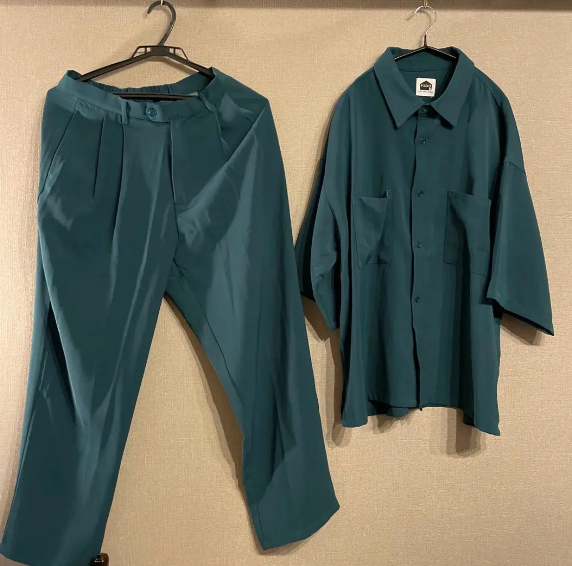 美品】フラミンゴFafatt |セットアップ 半袖シャツ ダークグリーンの写真2枚目