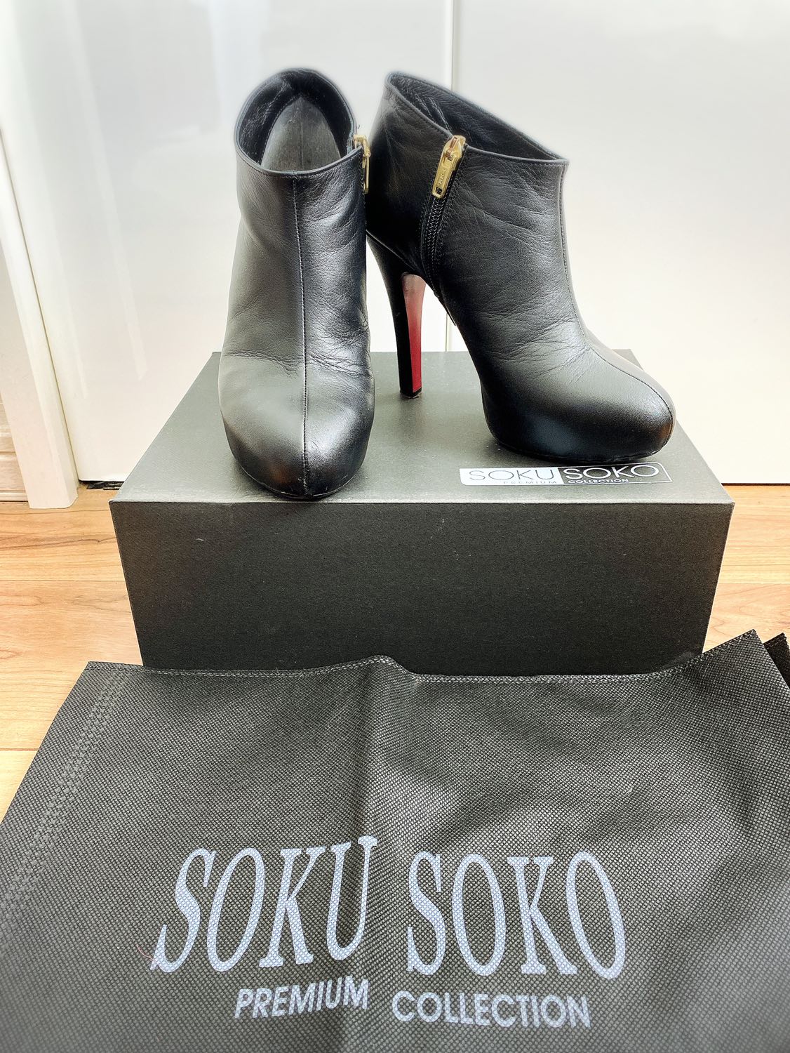 SOKUSOKO 本革 黒×赤 ピンヒール ブーティ ショートブーツ