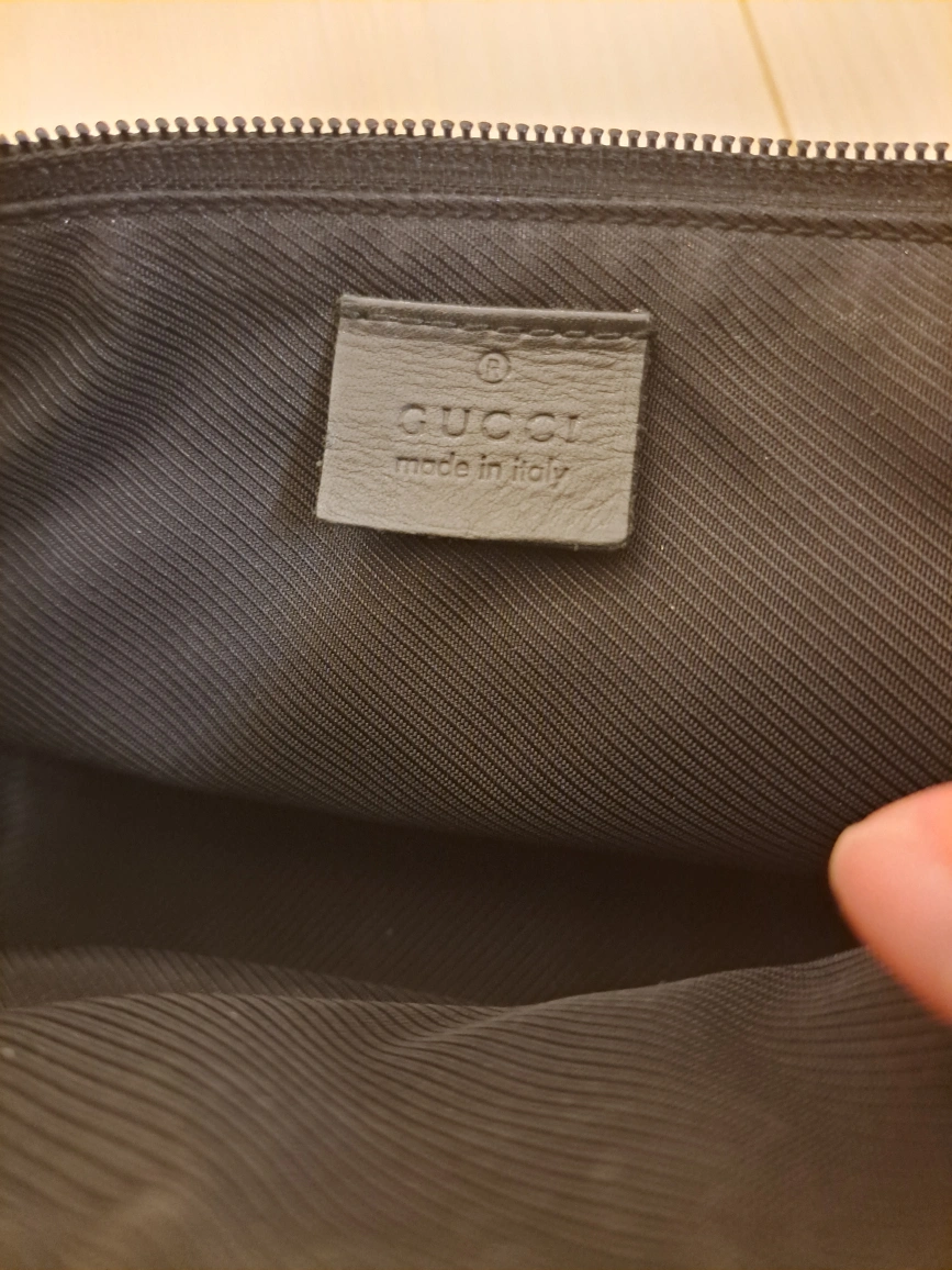 【美品】グッチ ポーチの写真4枚目