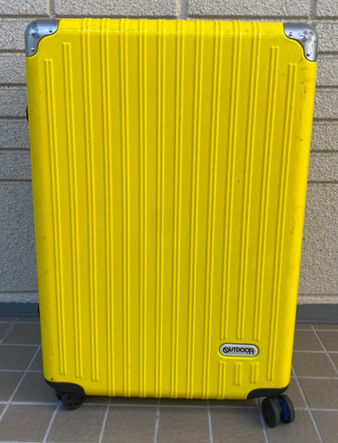 outdoor productsスーツケース