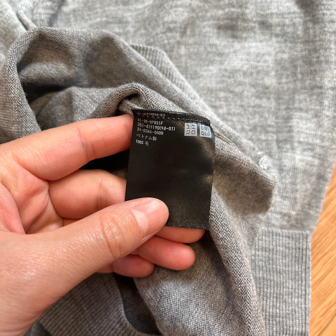 【UNIQLO】メンズ 薄手セーター Mの写真6枚目