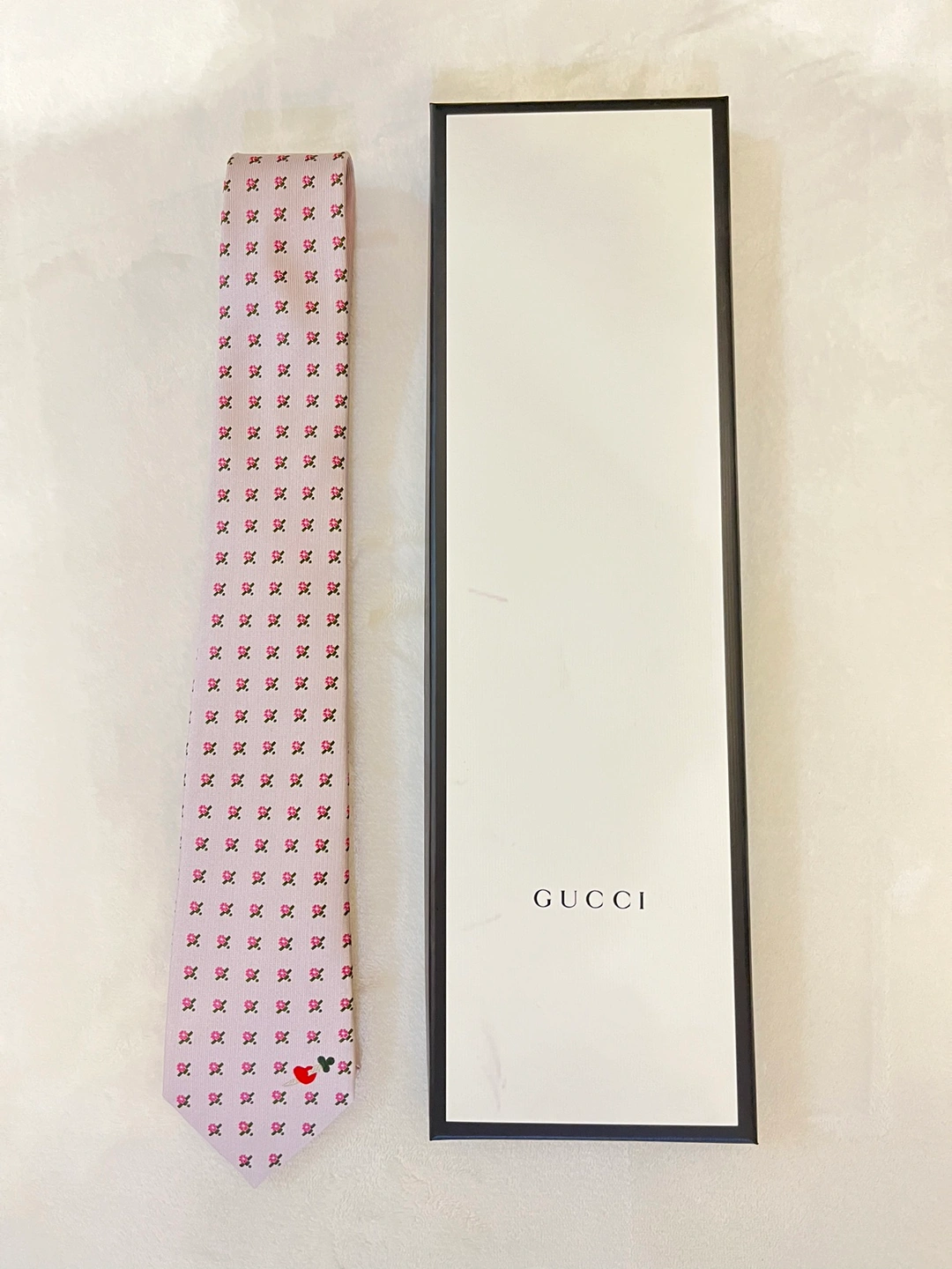 GUCCIネクタイ