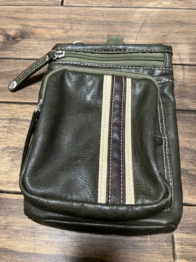 ウエストバッグ？
