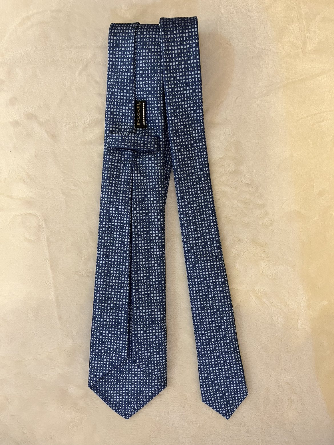 新品BVLGARIネクタイの写真2枚目