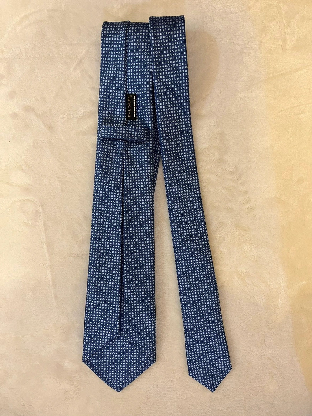 新品BVLGARIネクタイの写真2枚目