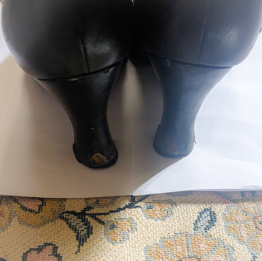 【定価約10万円】GIVENCHY ブーツの写真2枚目