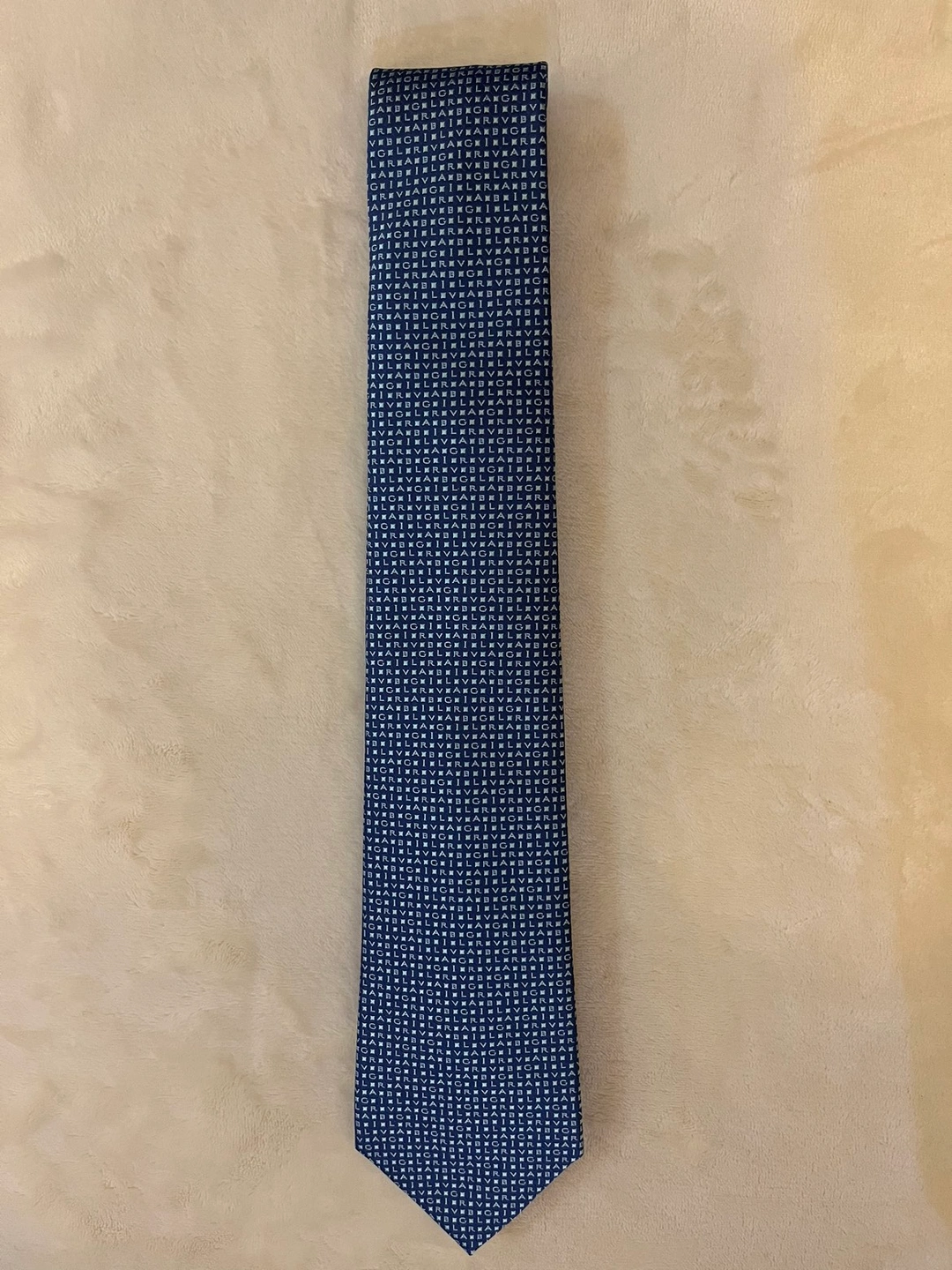 新品BVLGARIネクタイ