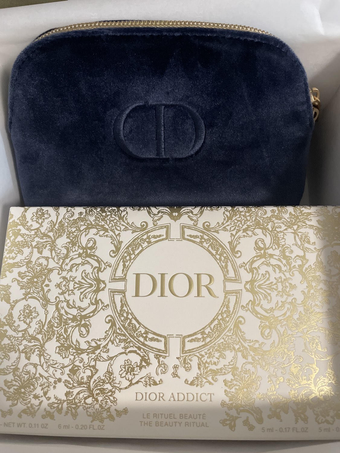 新品未使用 Dior ディオール クリスマスポーチの写真2枚目
