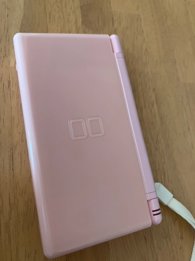 任天堂 DS 本体のみ ピンクの写真2枚目