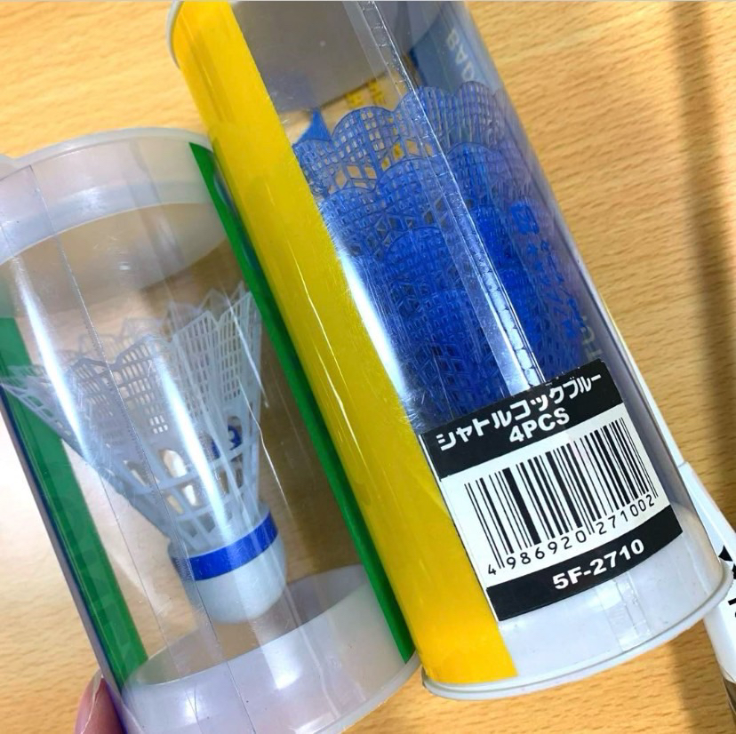 YONEX  バドミントン ラケット 羽の写真5枚目