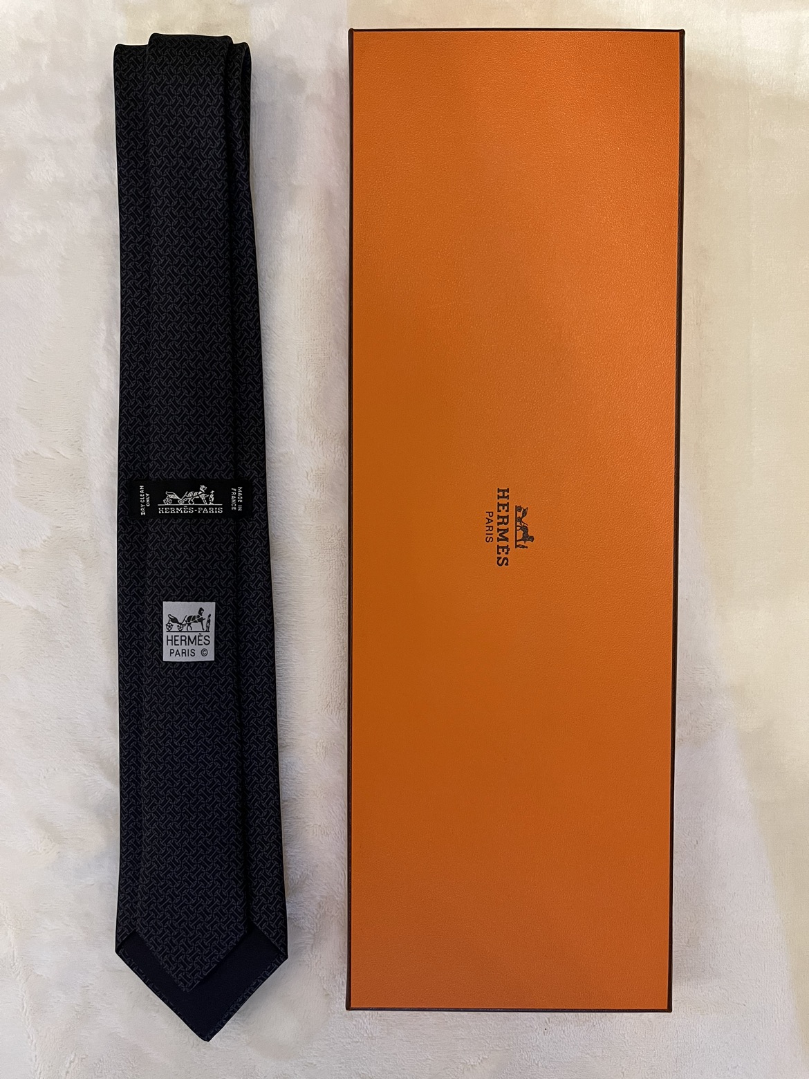 HERMES ネクタイの写真2枚目