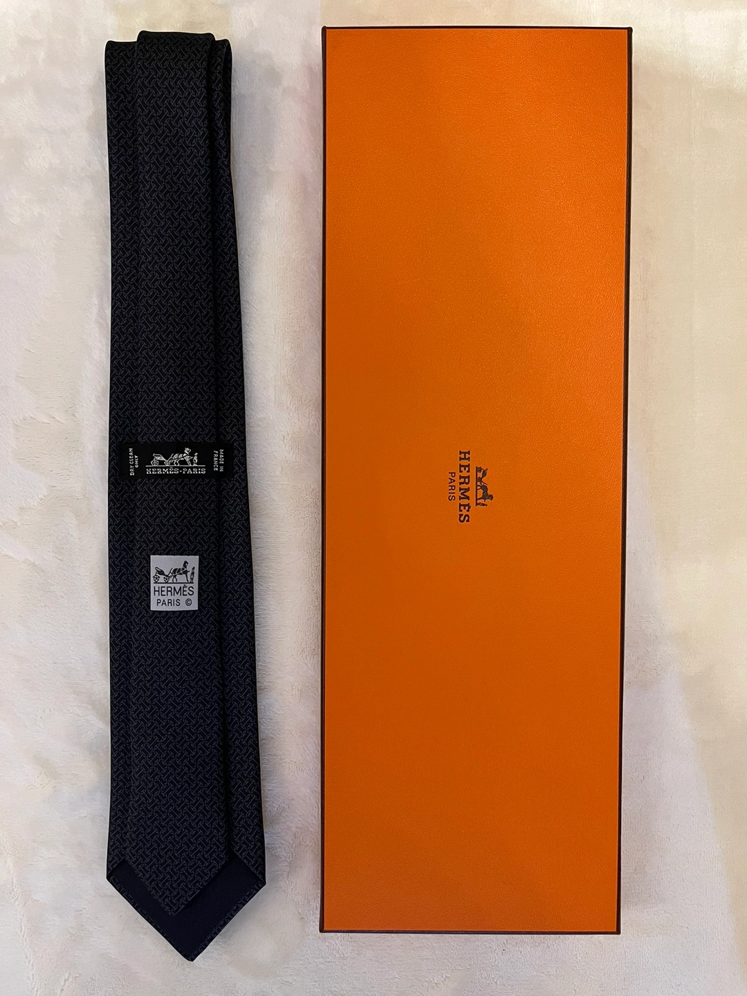 HERMES ネクタイの写真2枚目