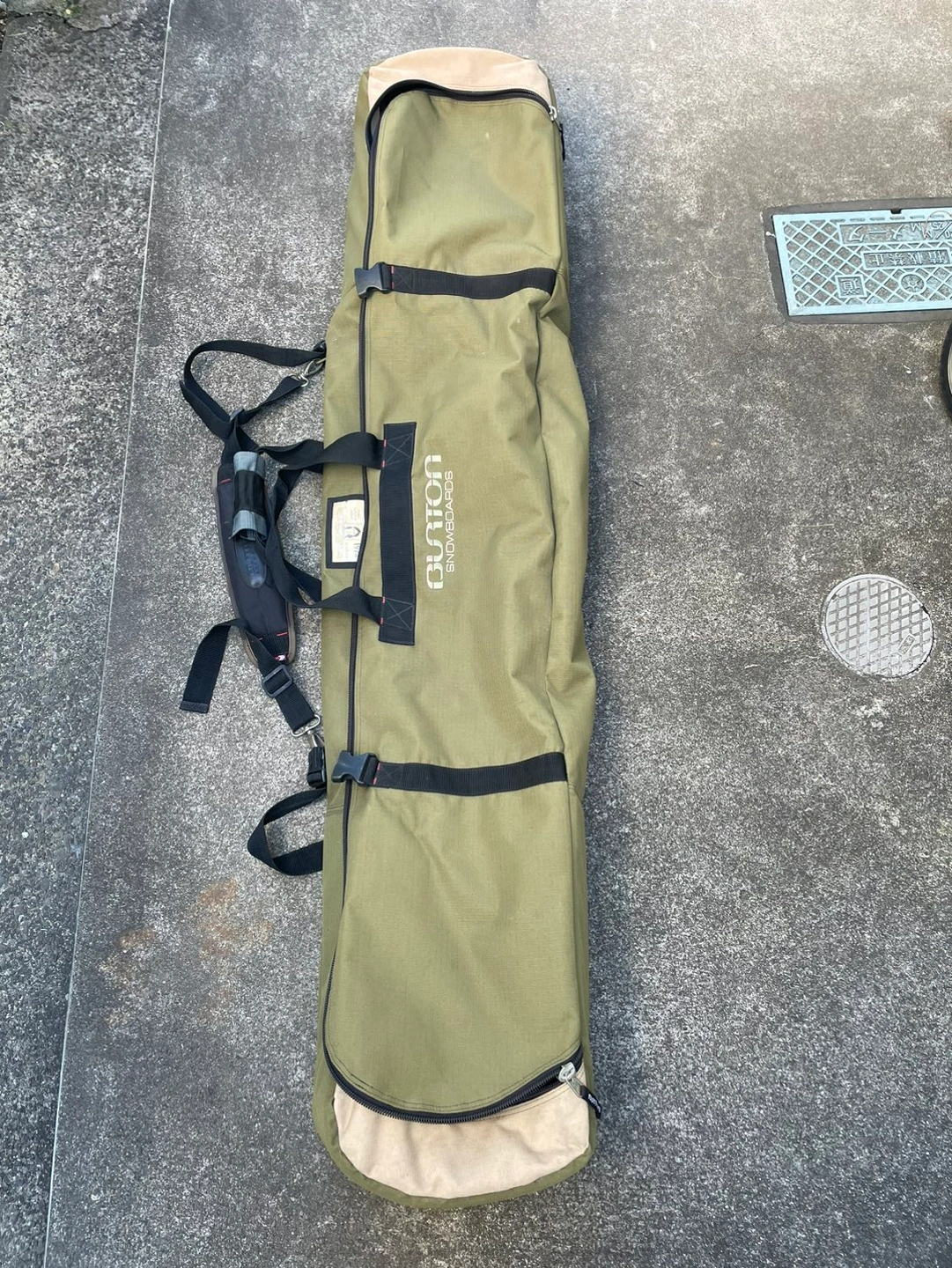 BURTONスノーボードケース・スノーボード板2枚・セット