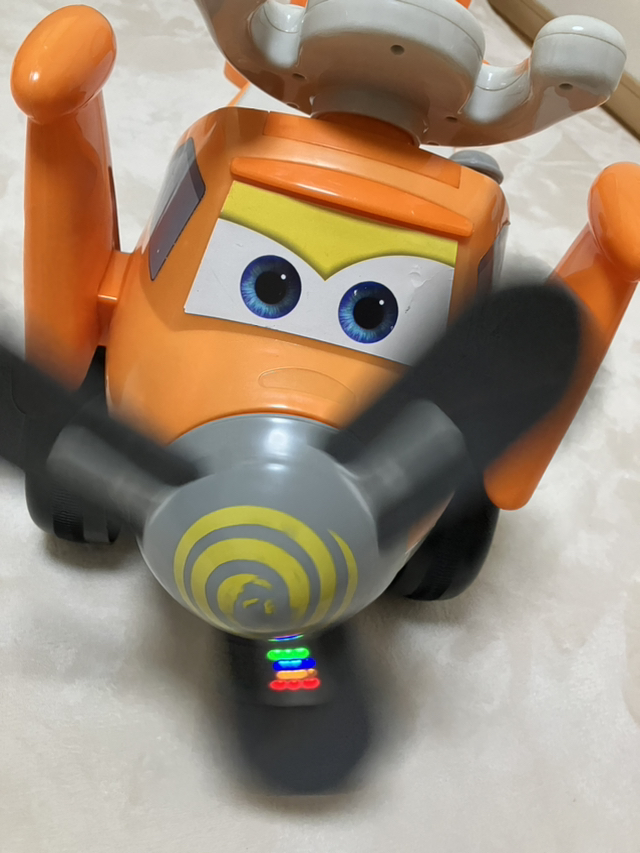 プレーンズ 足蹴り車 手押し車 音が鳴りますの写真4枚目