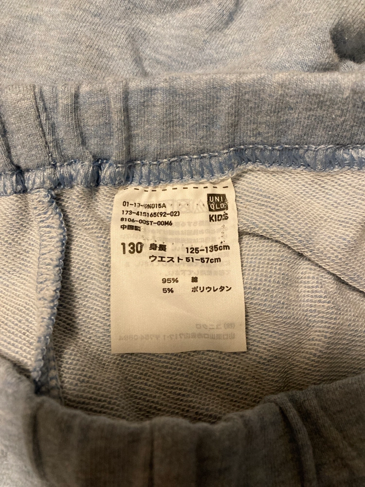 UNIQLO KIDS レギンス 130の写真3枚目