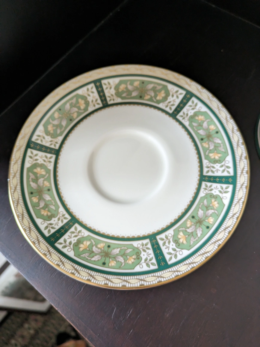 カップ&ソーサーとバターナイフのセットの写真2枚目