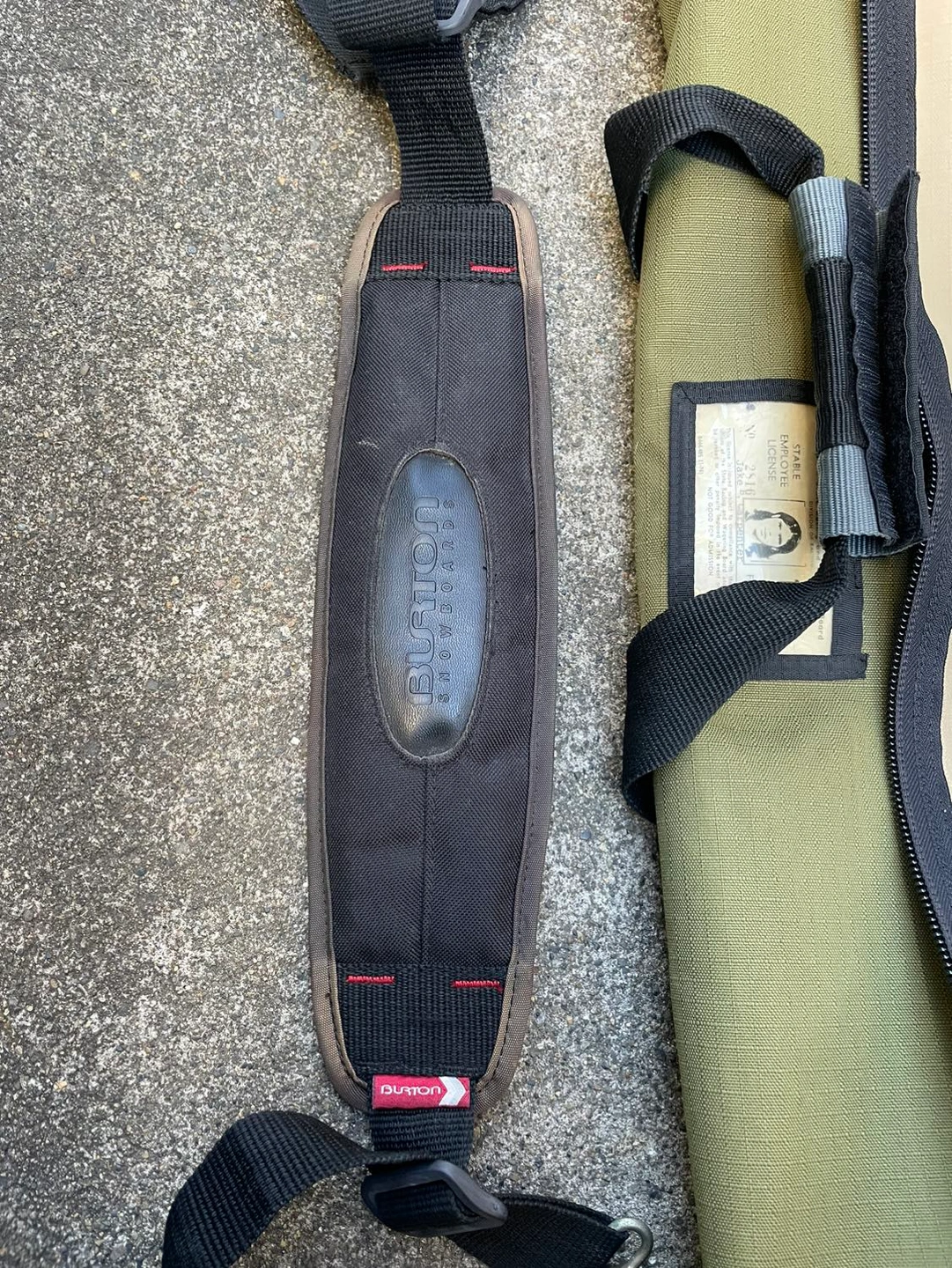 BURTONスノーボードケース・スノーボード板2枚・セットの写真3枚目