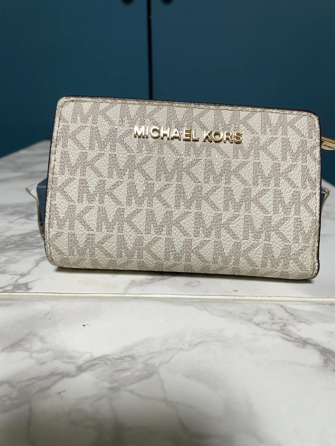 Michael KORSの財布
