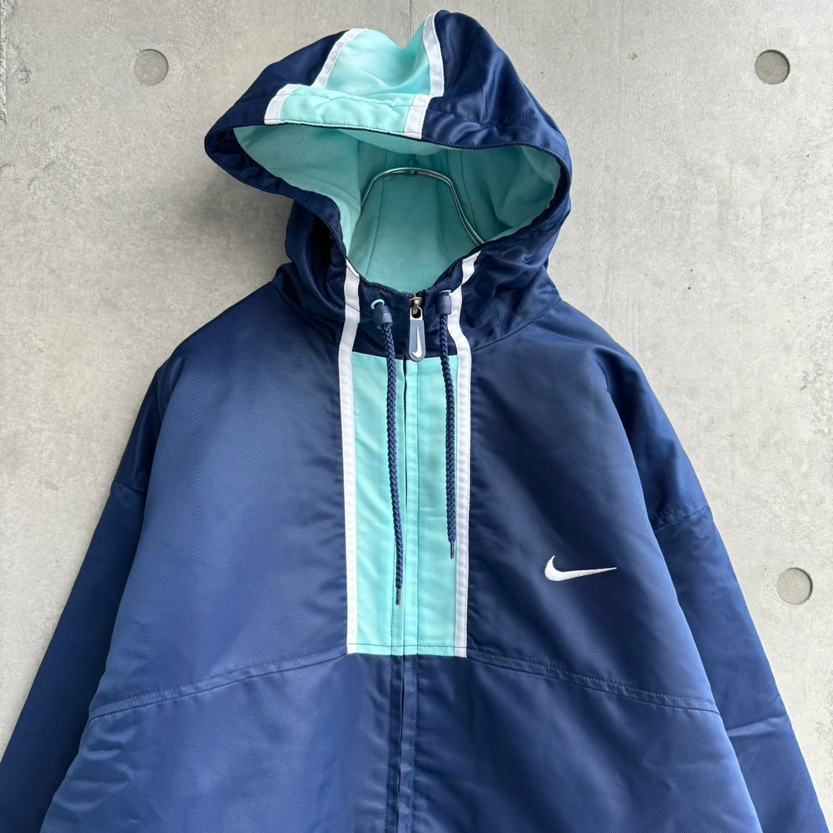 新品 90年代 NIKE ナイロンジャケット ネイビーブルー Y2Kの写真2枚目