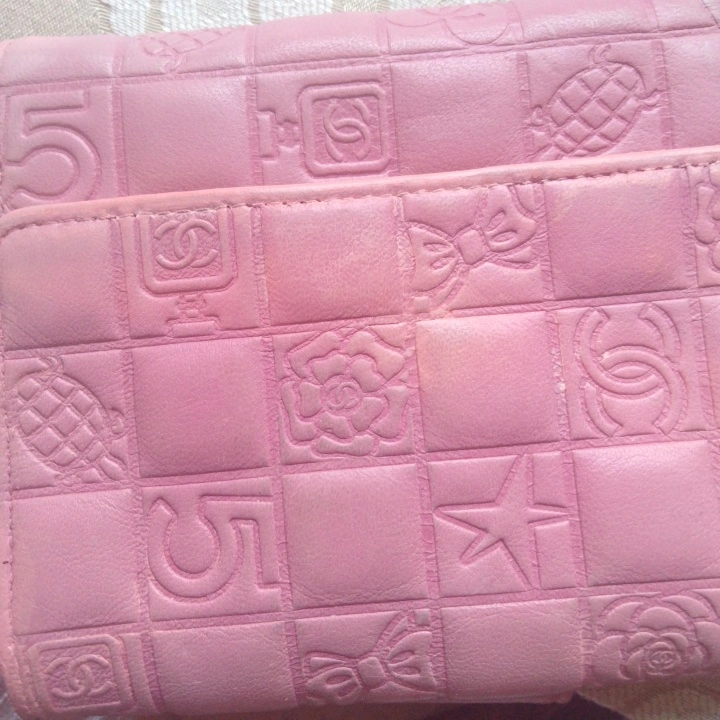 CHANELアイコン財布 正規品の写真4枚目