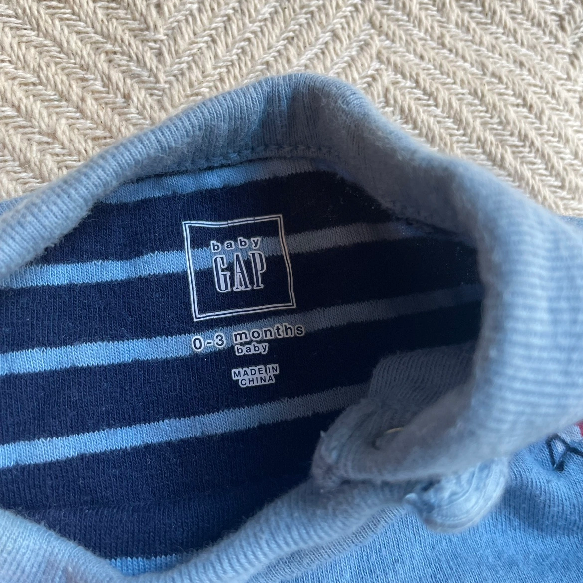 Gap ベビー 新生児 ベスト ロンパース セットの写真3枚目