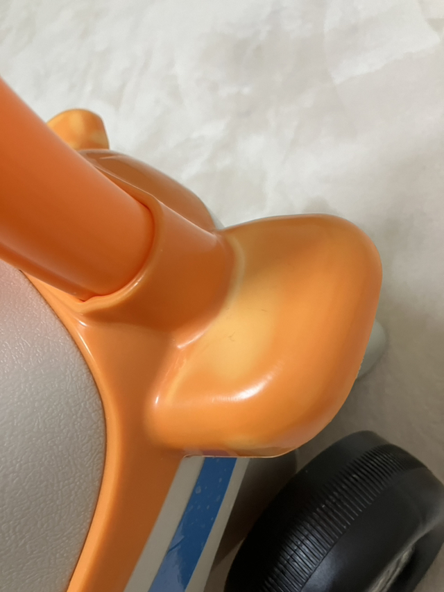 プレーンズ 足蹴り車 手押し車 音が鳴りますの写真3枚目