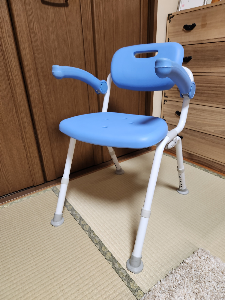 介護用椅子