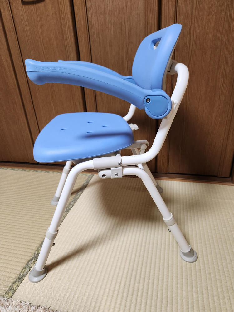 介護用椅子の写真2枚目