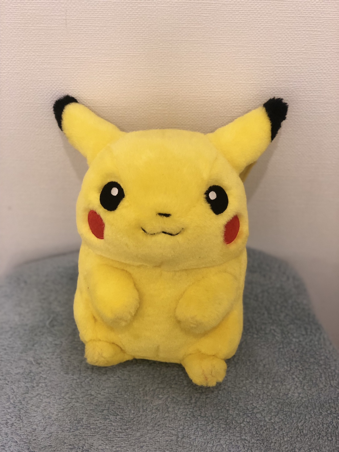 ピカチュウ ぬいぐるみ