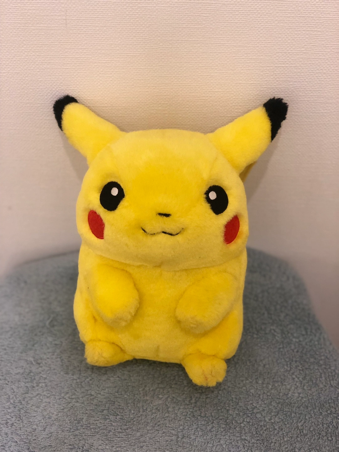 ピカチュウ ぬいぐるみ