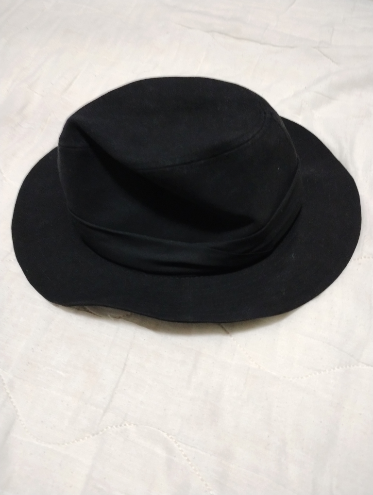 【新品、未使用】帽子、ハット　BLACK　黒の写真2枚目