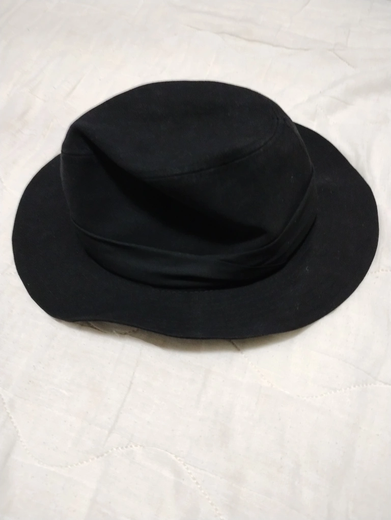 【新品、未使用】帽子、ハット BLACK 黒の写真2枚目