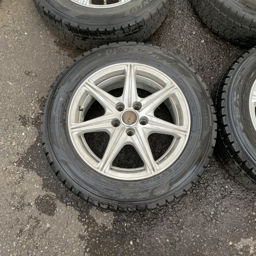 スタッドレス　タイヤ　4本　ホイール付　デジタイヤ　185/65R15 88Qの写真3枚目