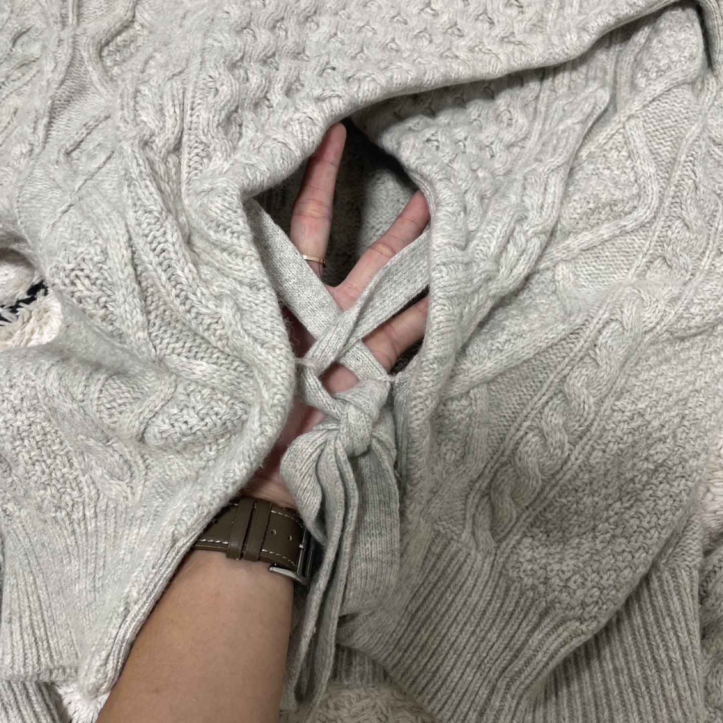 snidel バックオープン　ニット　Fサイズの写真5枚目