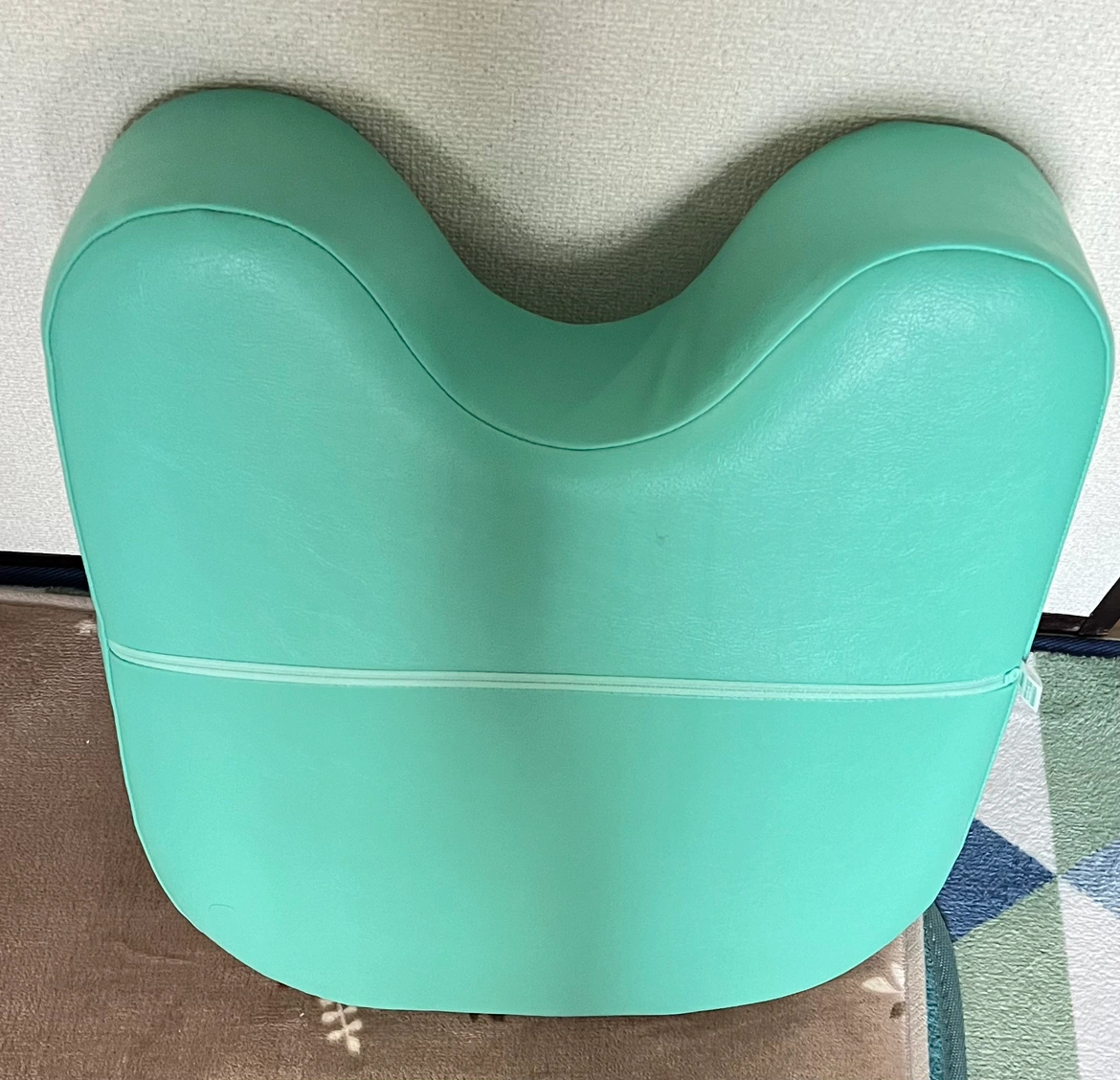 マッサージ枕 うつ伏せ用の写真3枚目