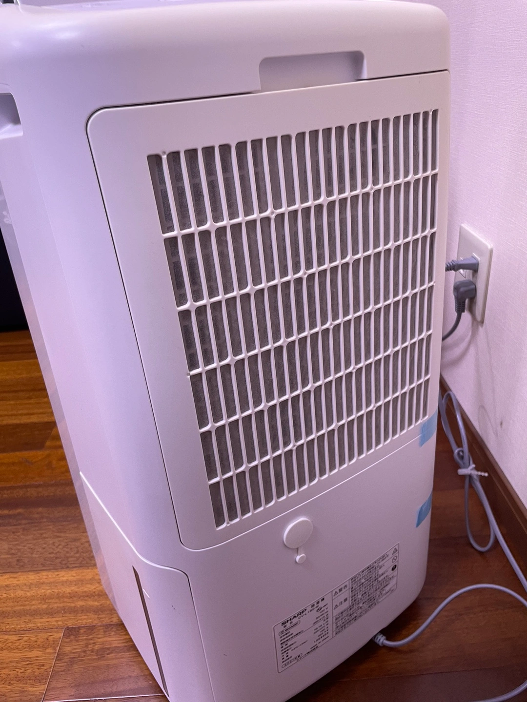 シャープ 衣類乾燥機 除湿機 18L / CV-L180-Wの写真3枚目