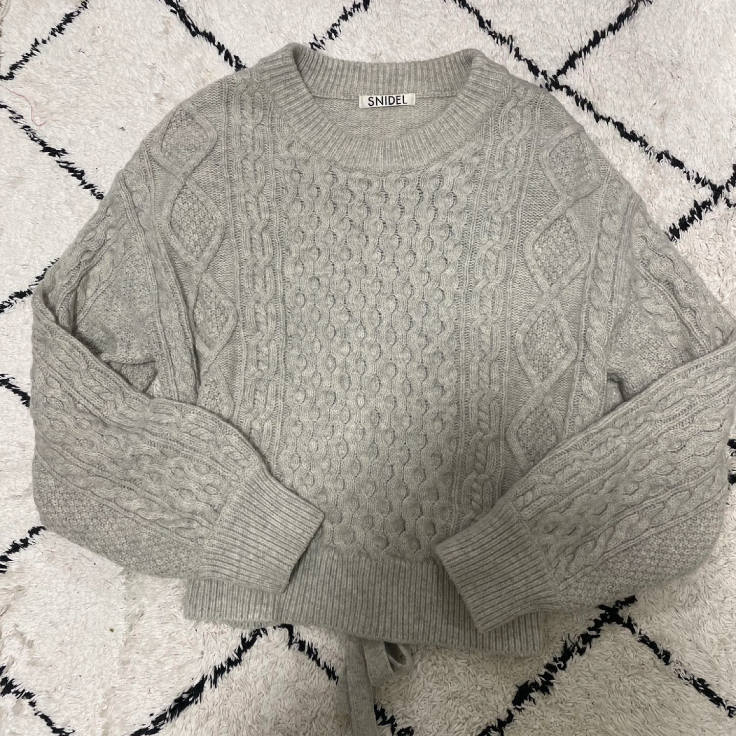 snidel バックオープン ニット Fサイズ