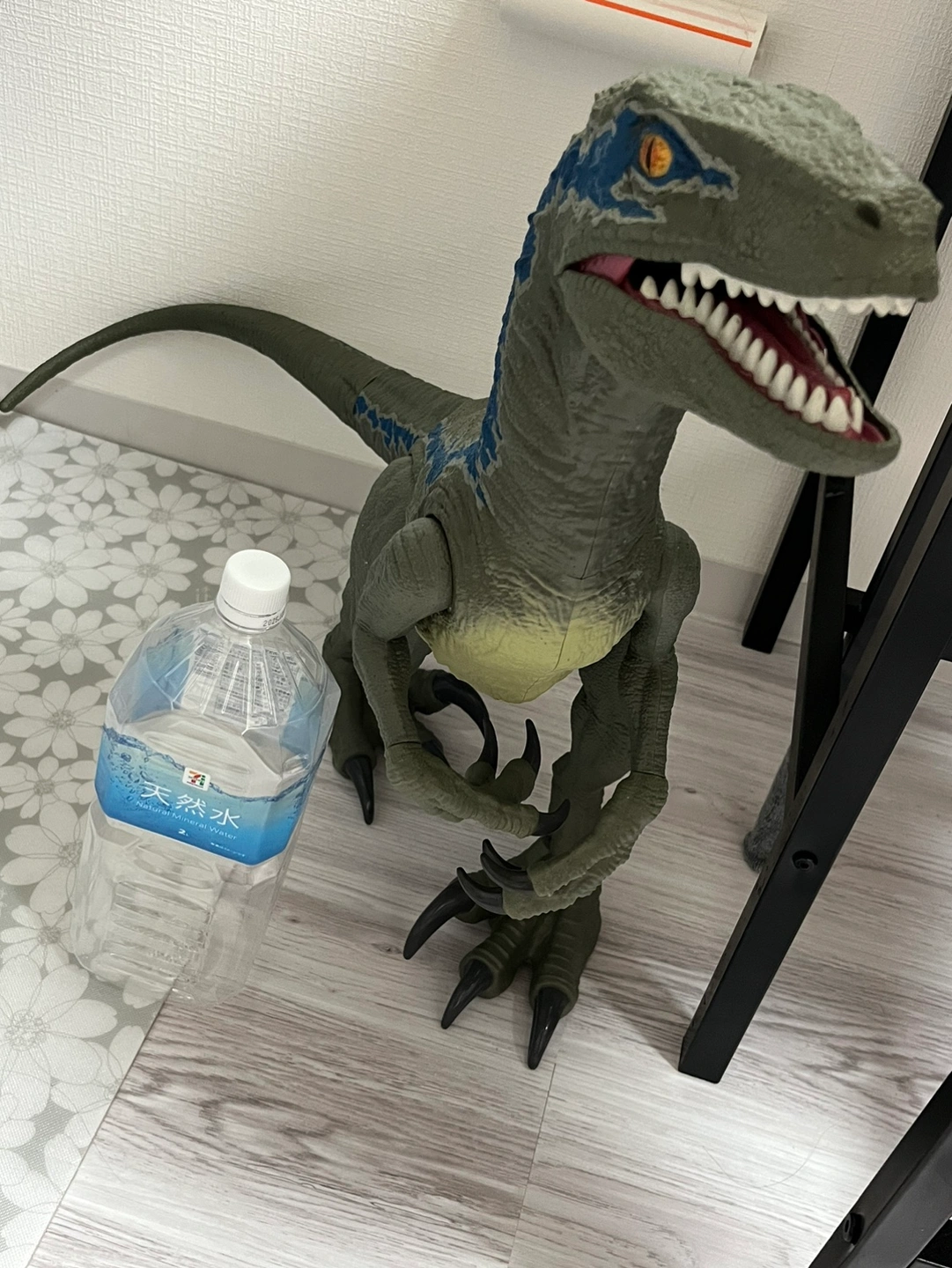 JURASSIC WORLD ヴェロキラプトル ブルーの写真3枚目