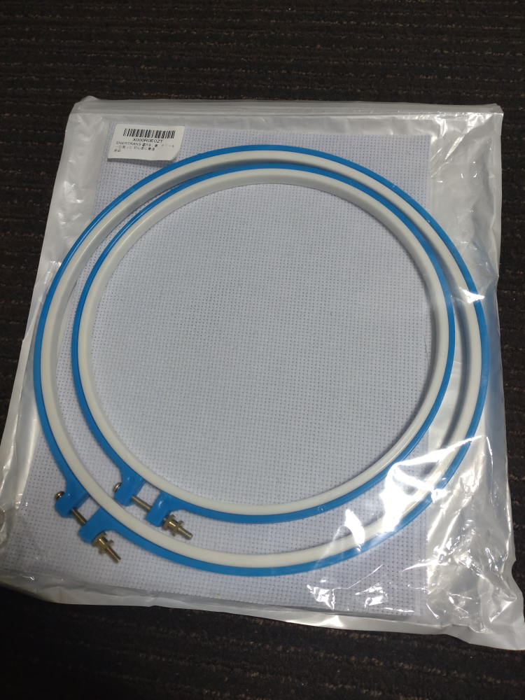 プラスチック製刺繍枠　大きめサイズ2個セット